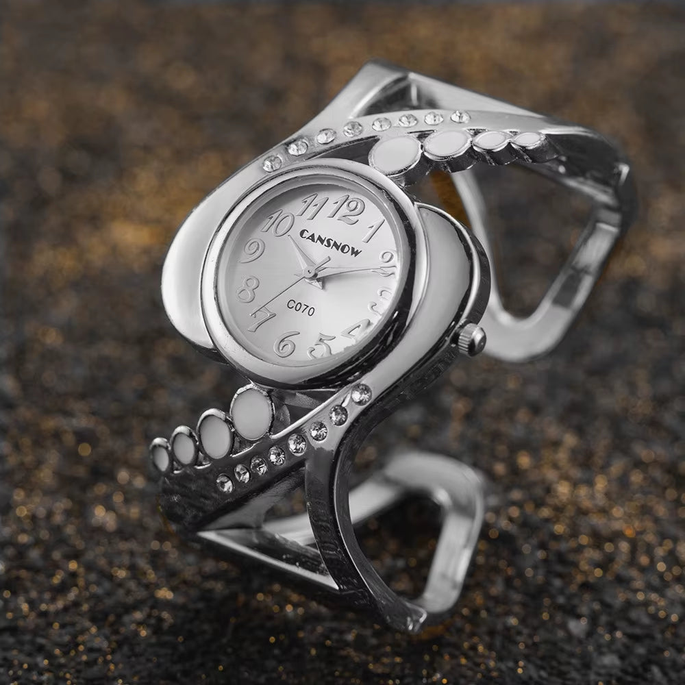 Special Fashion Female Watches Women Bracelet Watch Quartz Crystal Luxury Reloj Rhinestone Eleagnt Mujer Saati Feminino Relogio